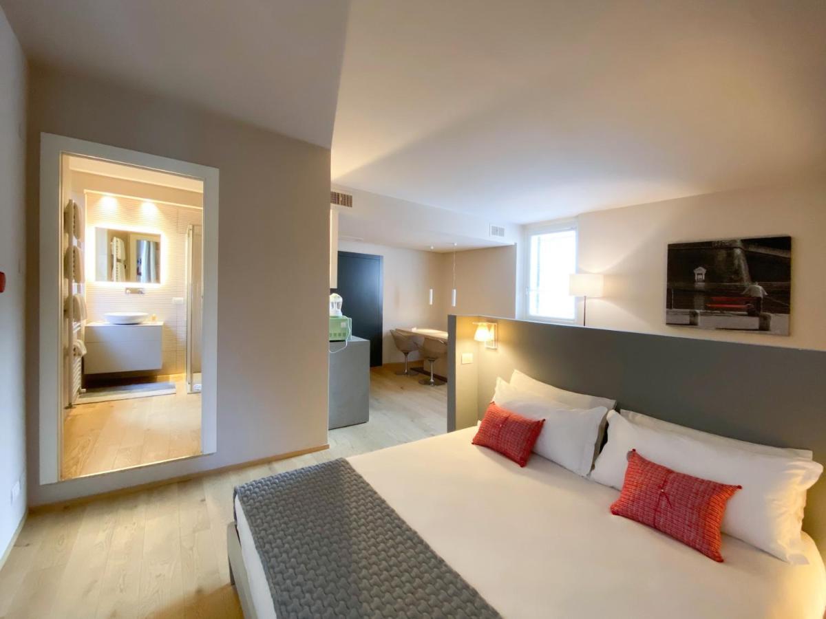 Time To Be - Luxury Apartments Centro Storico Peschiera del Garda Eksteriør bilde